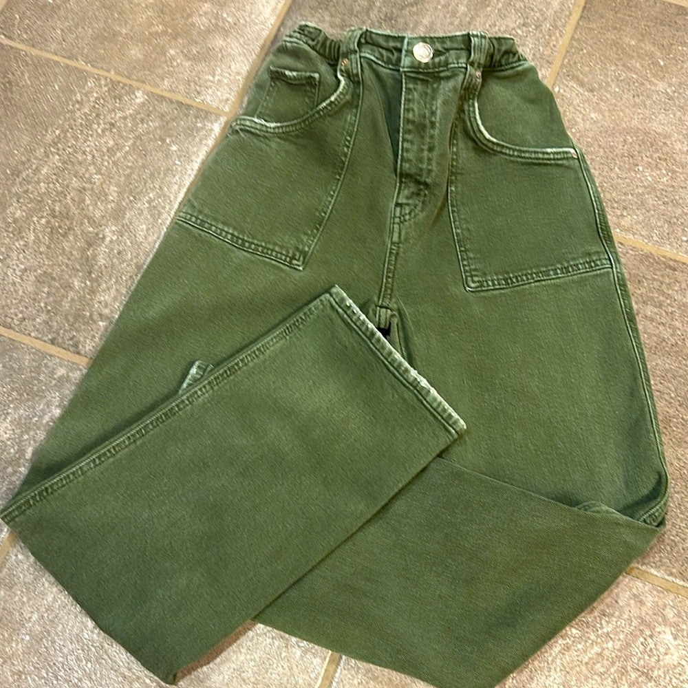 Anthropologie HUDSON denim ( green) in a size 25 waist.